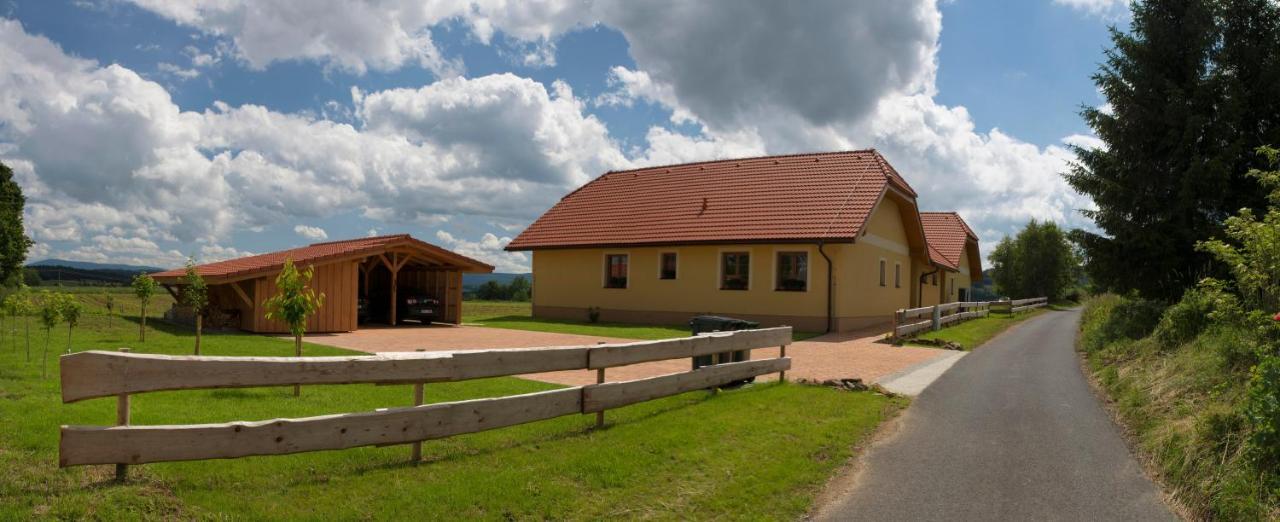 Apartmany V Posumavi Stachy Bagian luar foto
