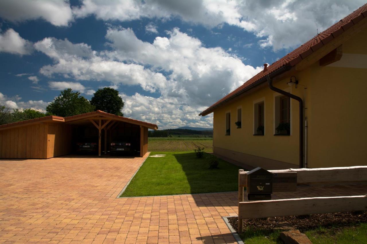 Apartmany V Posumavi Stachy Bagian luar foto