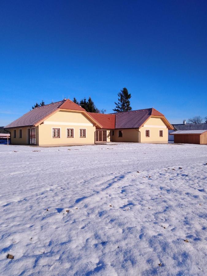 Apartmany V Posumavi Stachy Bagian luar foto